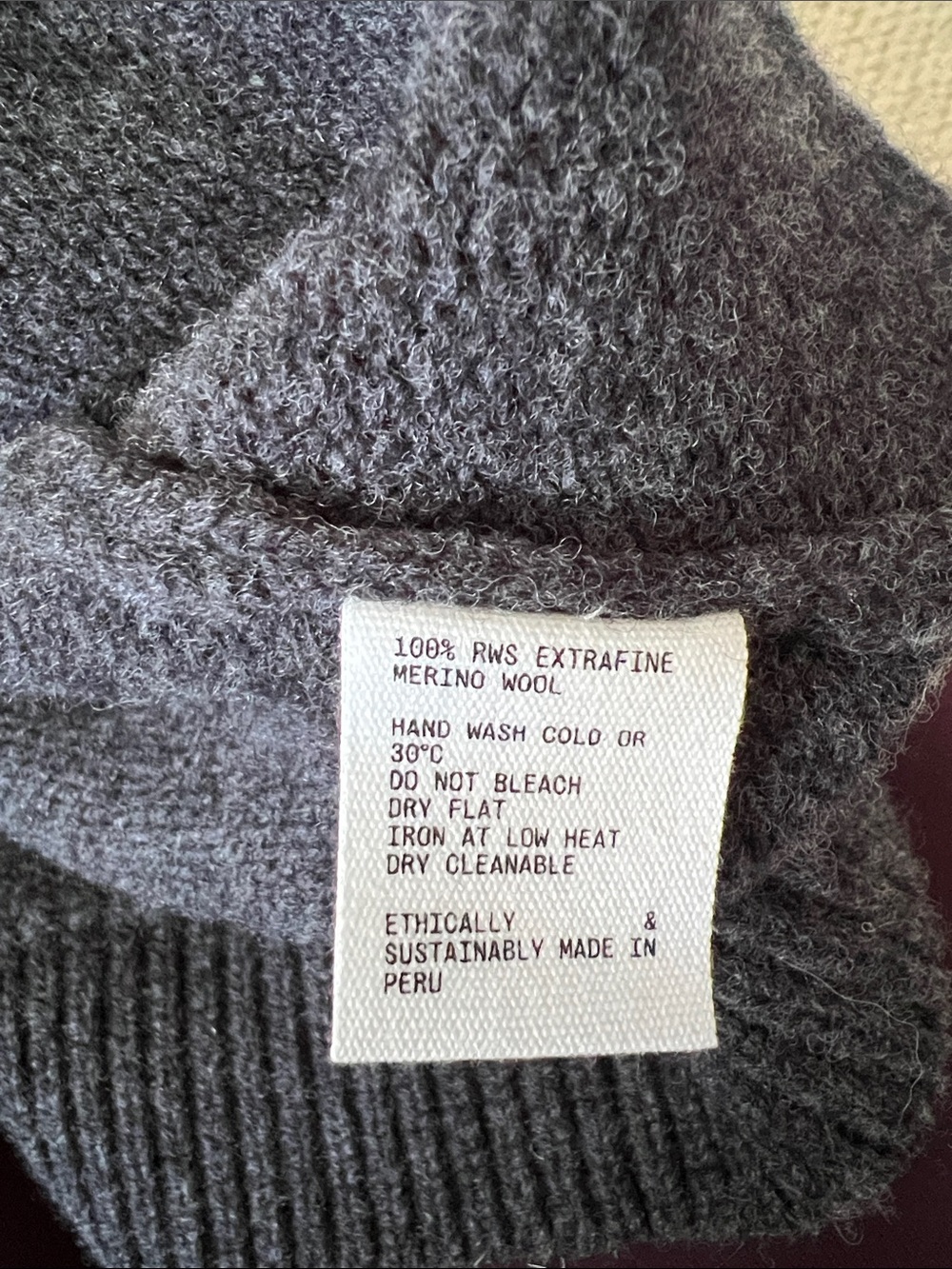James Street Sloane Vee sweater - Picture 5 of 6